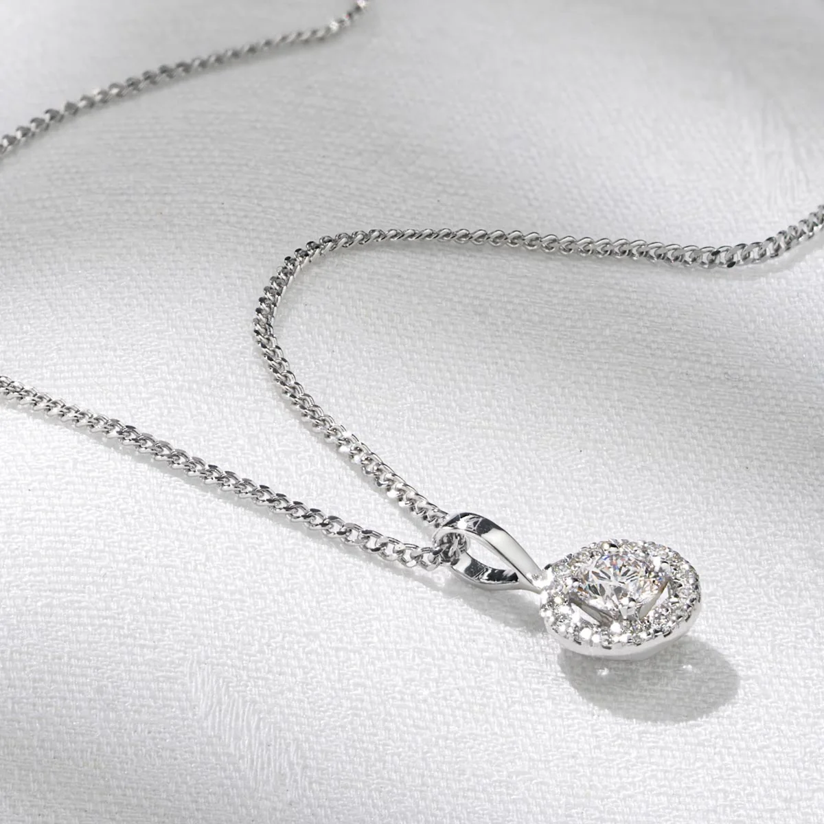 0.74 CT Round Cut EF VS/SI Lab Grown Diamond Cluster Pendant 925 Sterling Silver With Vermeil Gold ( Without Chain )