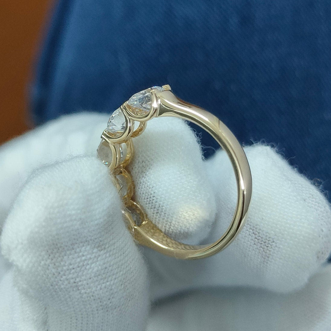 Round 5-Stone EF VS/SI Lab-Grown Diamond Ring – U-Prong Set Engagement or Promise Ring 14K Gold