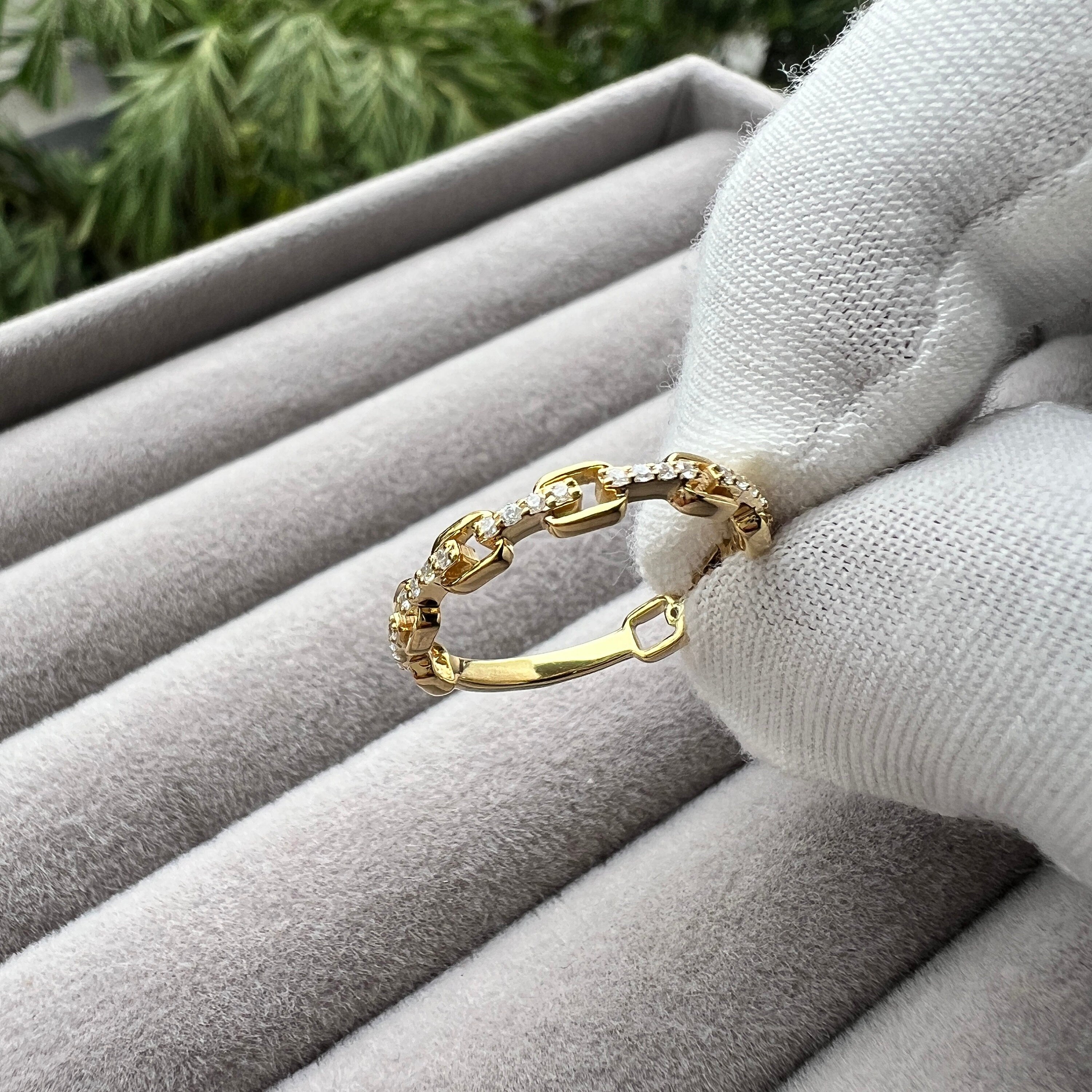 14K Solid Gold Chain Link Ring – Dainty Stacking Band With EF VS/SI Lab-Grown Diamonds | Minimalist Handmade Gift